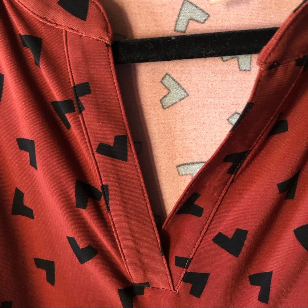 Anne Klein V neck shirt dress stretchy tie front geometric pattern dress OX or M - Picture 3 of 9